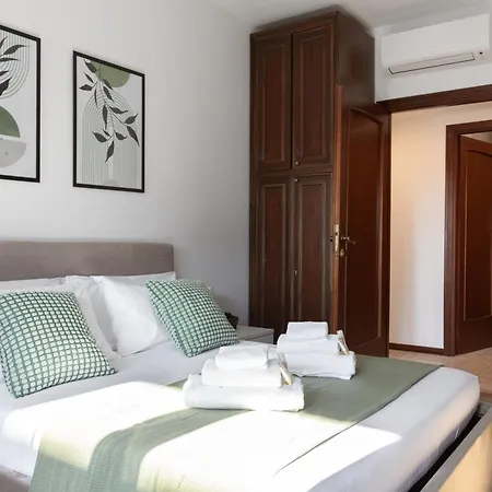 Alle 3g - 10min To Center, A-c, 2 Baths, Terrace