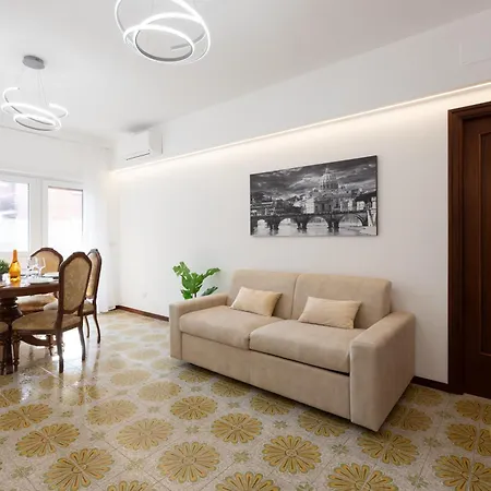 Alle 3g - 10min To Center, A-c, 2 Baths, Terrace Апартаменты *